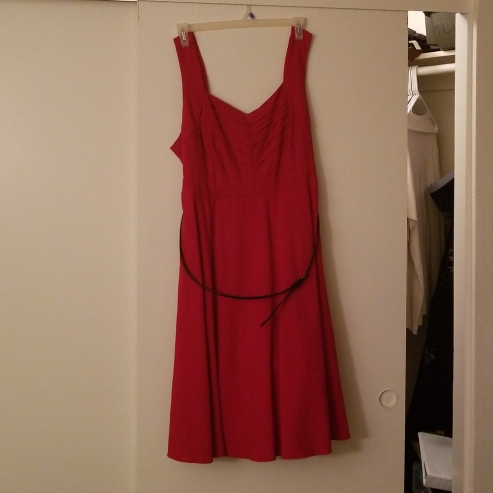 EUC Chevron-Front Belted Swing Dress